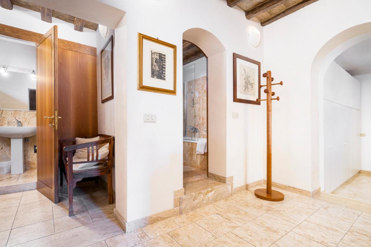 The Balcony Suite - Affaccio Su Piazza Del Campo Siena Luaran gambar