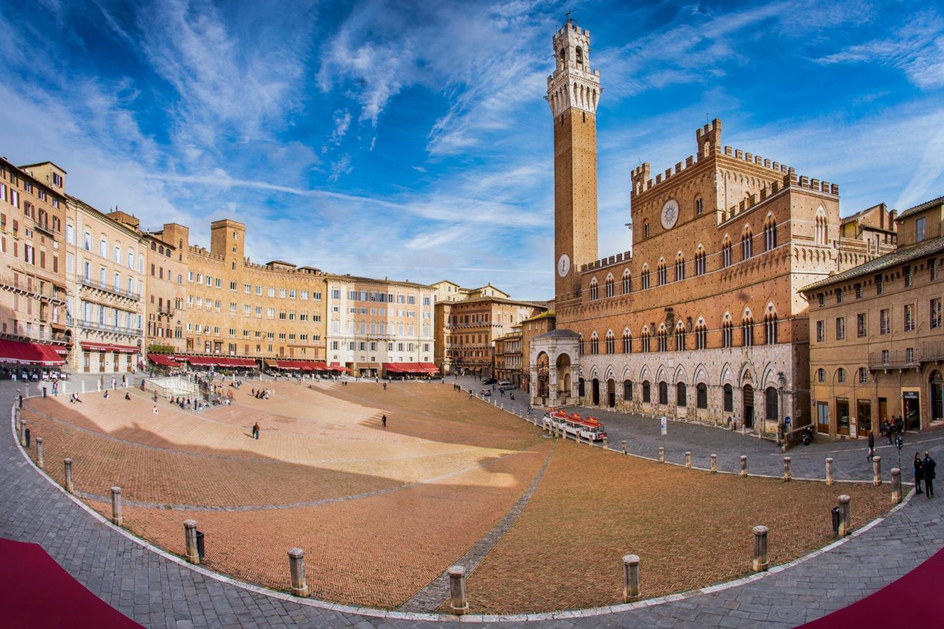 The Balcony Suite - Affaccio Su Piazza Del Campo Siena Luaran gambar