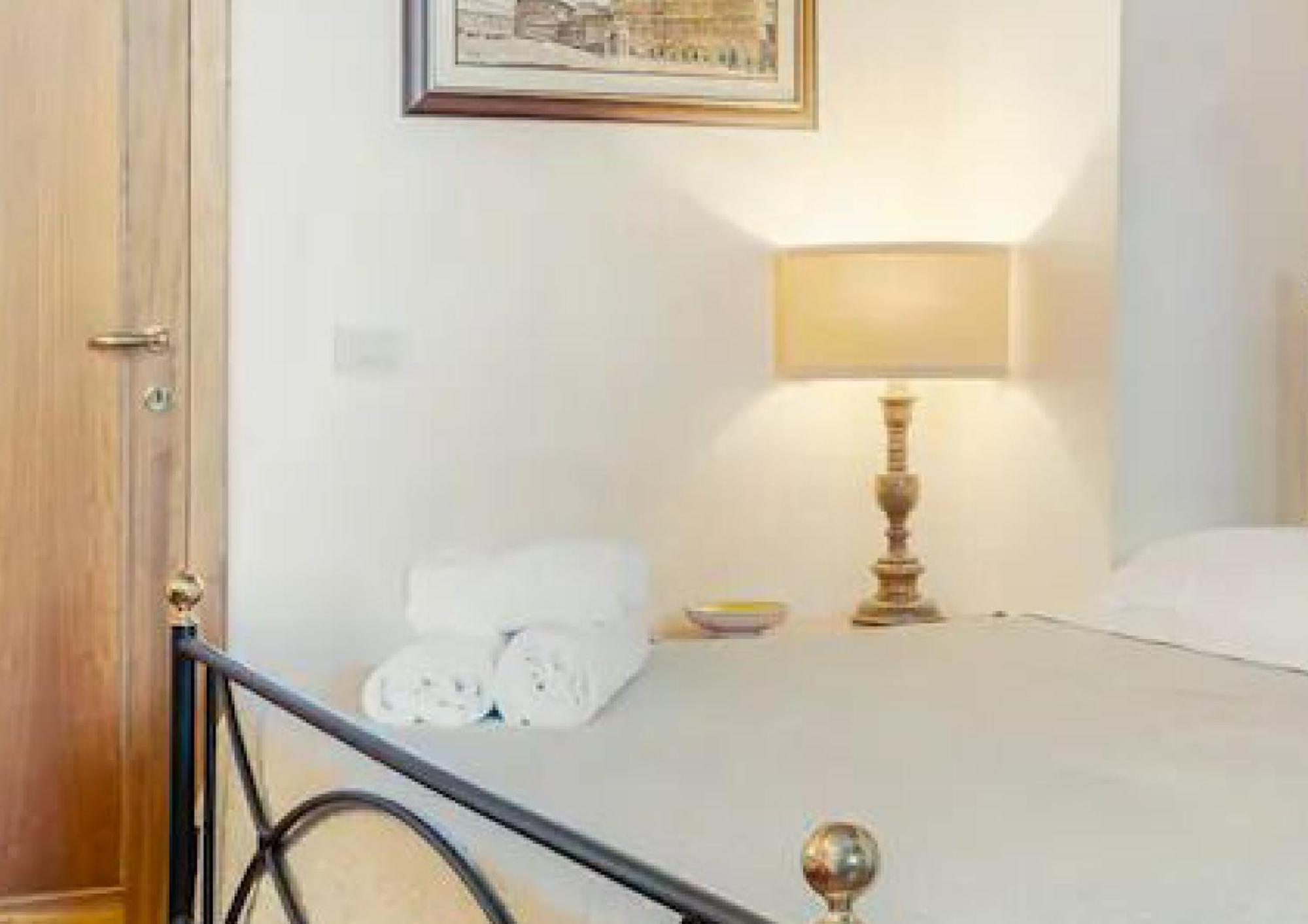 The Balcony Suite - Affaccio Su Piazza Del Campo Siena Luaran gambar